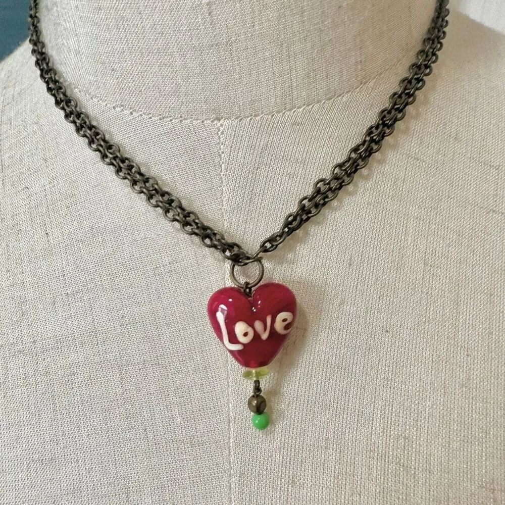 Red glass love heart pendant necklace